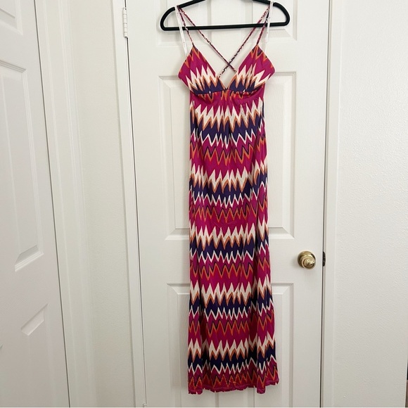 JB by Julie Brown Zigzag Maxi Dress - Pink and Cream - Picture 2 of 9